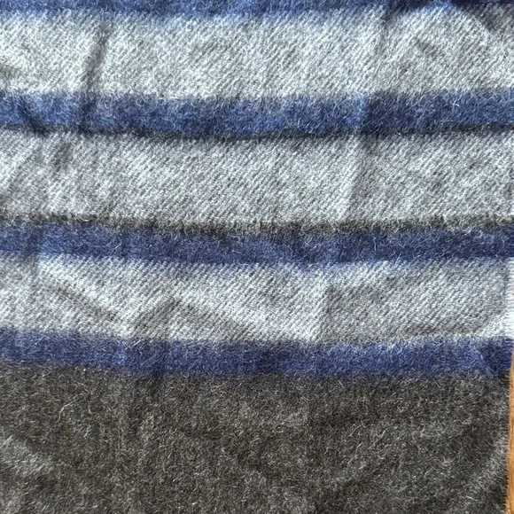 Macy’s Macys Men's brown blue gray 100% cashmere scarf 64 inch long NEW NWT